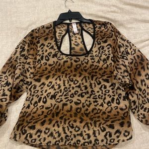 Cheetah print top with cutout in back